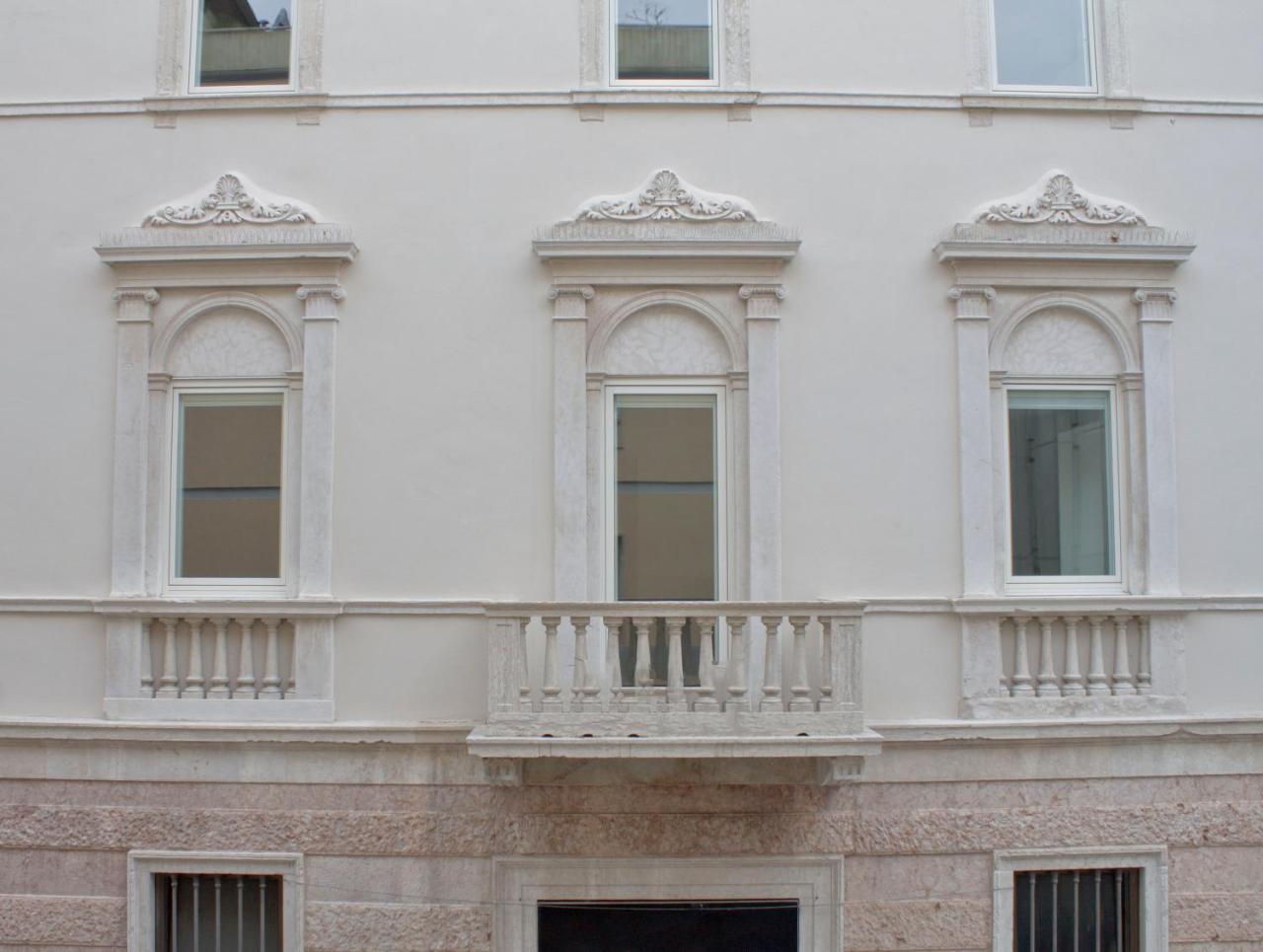 Casa Bacca Apartments Тренто Экстерьер фото